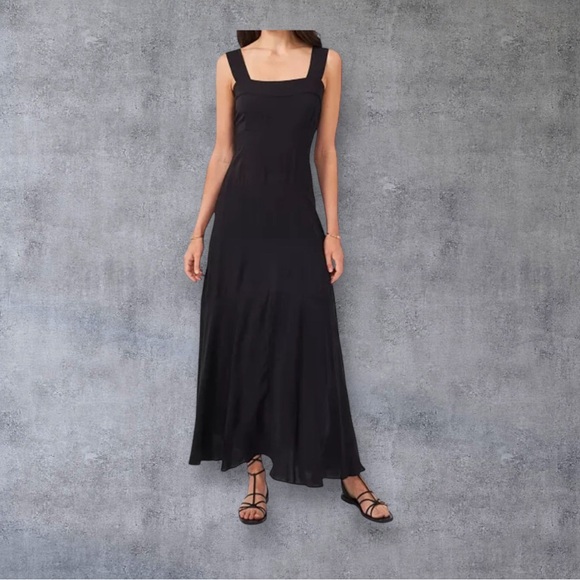 Vince Camuto Black Maxi Dress - Picture 1 of 4